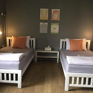 Private Twin Room Female Only